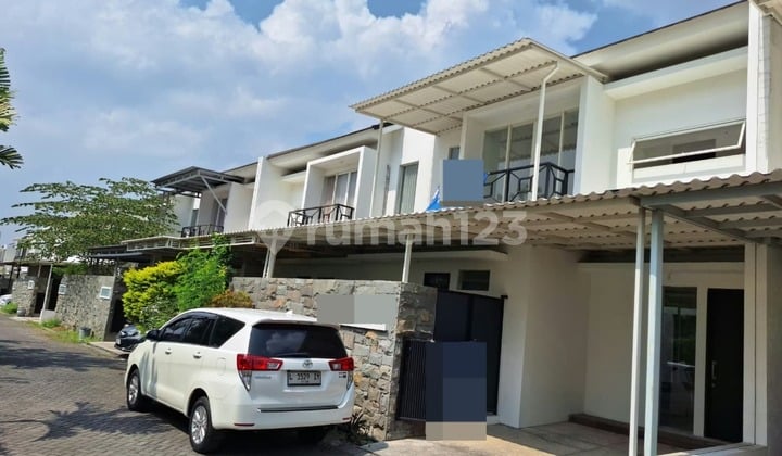 Dijual Rumah Baru De Casa Residence Lakarsantri Surabaya 2 Lantai Semi Furnished One Gate System Dekat Universitas Ciputra
