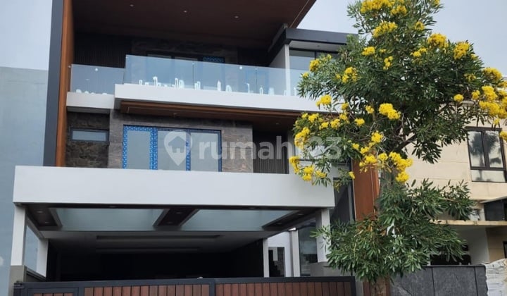 Jual Rumah Baru Ada Lift Di Citraland Utama Surabaya Sudah Shm