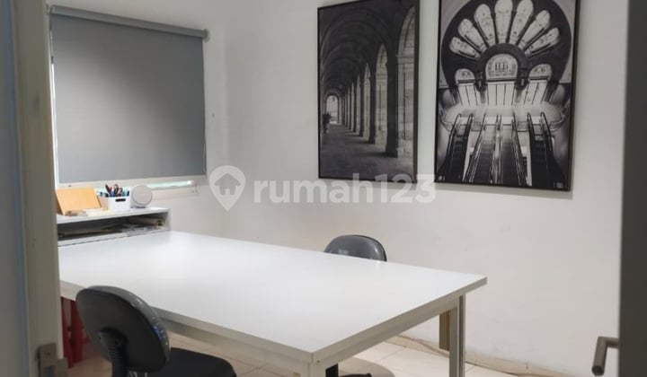 Jual.rumah Wiyung Puri Safira Siap Nego Shm