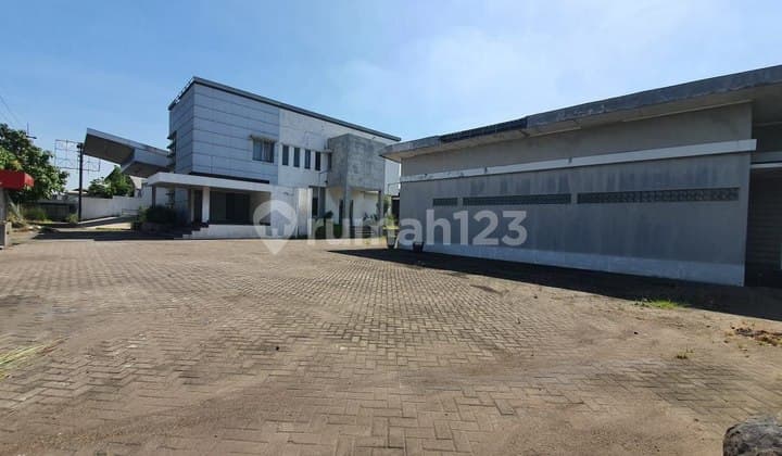 Gedung Raya Kletek Nol Jalan Strategis Sidoarjo Jawa Timur