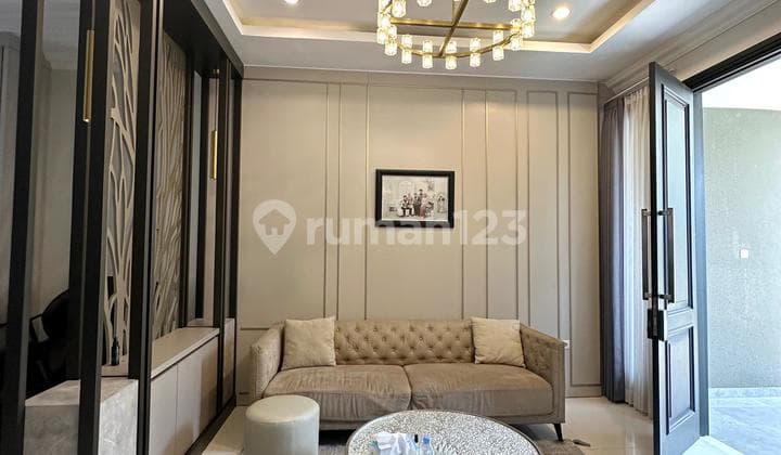 Dijual Rumah Pakuwon Indah Cluster The Mansion