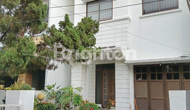 Mewahhh,,, Jarang Ada,,, Rumah 2 Lantai di Jatiwarna