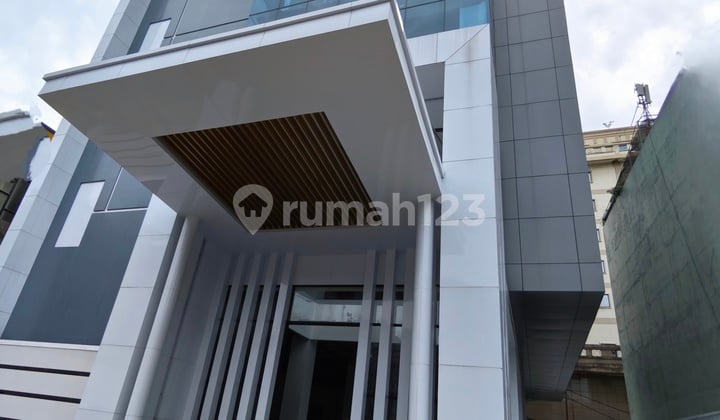 Gedung Baru 8 Lt Termasuk Basement Ada Lift 2 Unit Dekat Warung Buncit, Jaksel