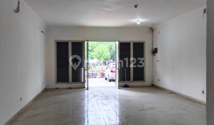 4-Story Shop House 6x15 M in Sunter Green Lake, North Jakarta