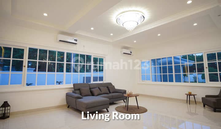 Rumah Mewah 2 Lantai Luas 1.148 M2 Semi Furnish Di Kemang, Jaksel