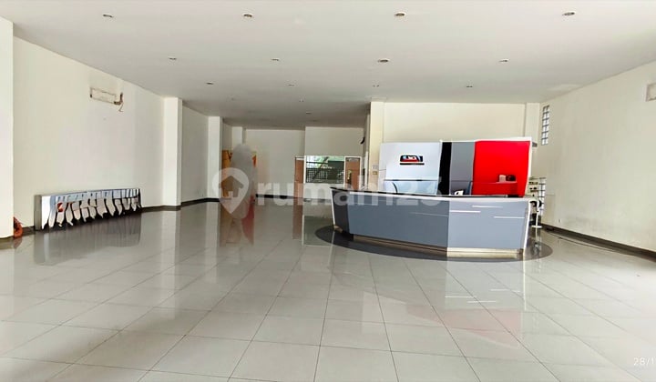 For Rent Building with Elevator in Roa Malaka, West Jakarta