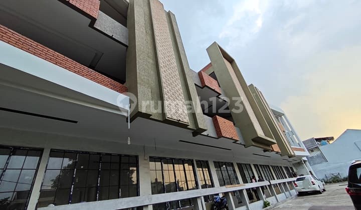 Hotel / Kost 153 Kamar Dgn Parkir Luas di Sunter, Jakut