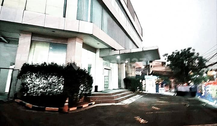 4-Storey Building in Gunung Sahari, Central Jakarta