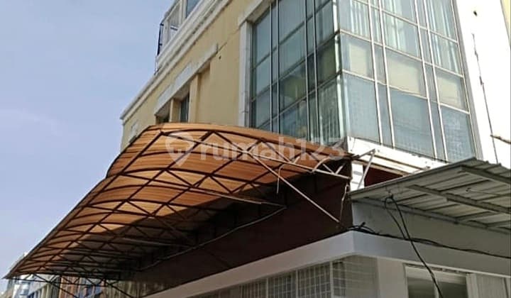 Ruko Cempaka Mas Mega Grosir, Jakarta Pusat