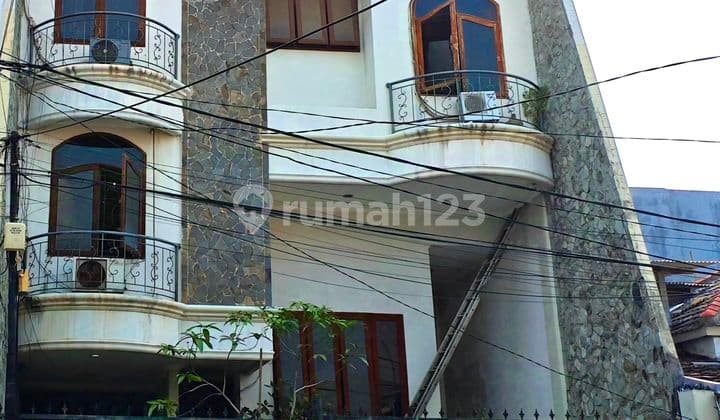 Rumah 4 Lantai Split Level Uk Tanah 9x16 M Di Sunter Mas, Jakut