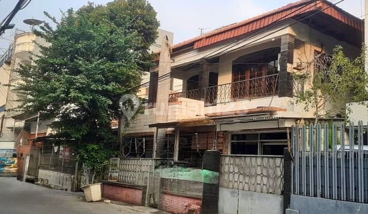 Rumah Lama Luas Tanah 14x17 M Di Taman Sari Kebon Jeruk, Jakbar