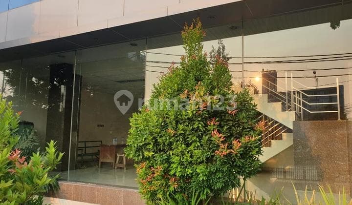 Disewa / Dijual Gedung Baru Ada Lift Dekat Warung Buncit, Jaksel