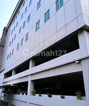 Gedung 6 Lantai + Semi Basement Luas 6.915 M2 Ada 2 Lift Dekat Warung Buncit, Jaksel
