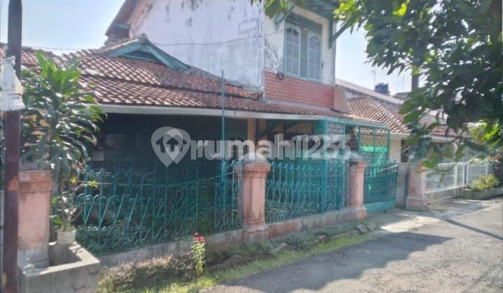 Rumah Hitung Tanah di Antapani Bandung LT 242 M2
