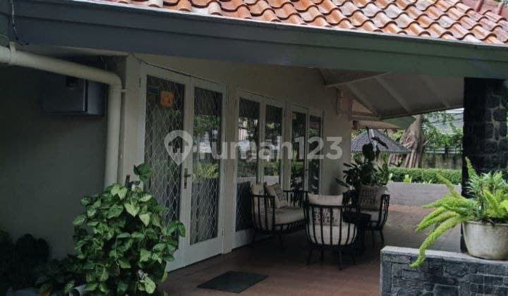 Rumah Hook Heritage Sayap Dago Sayap Riau Bandung Kota