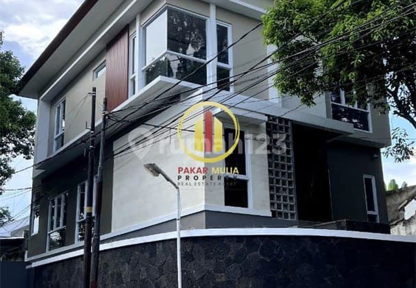rumah baru lux siap huni dalam komplek cigadung view gunung
