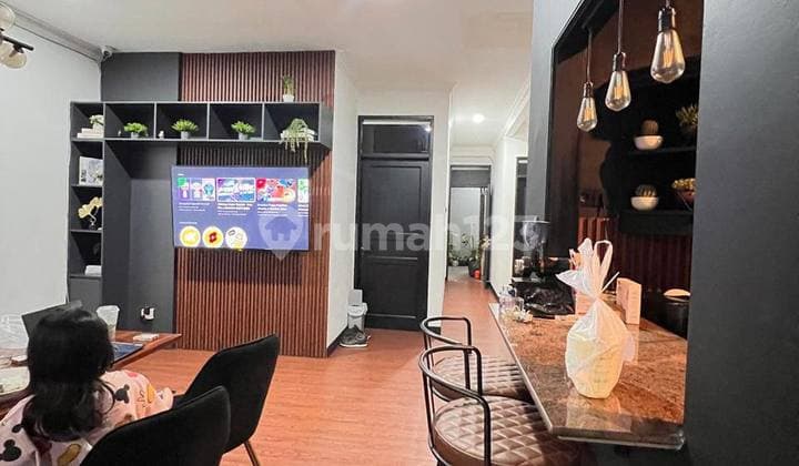 Rumah Bagus Murah Strategis Sayap Riau Bandung