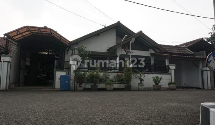 Rumah Lama Terawat Siap Huni Ciwastra Buah Batu