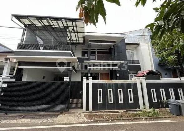 Rumah Bagus 3 Lantai Siap Huni Pratista Antapani Bandung