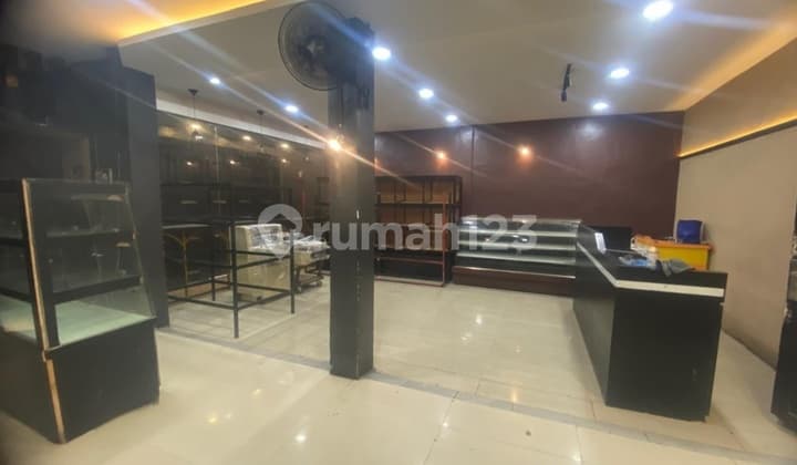 3 Adjacent Shophouses, 2 Floors by the Main Road in Aur, Medan Maimun