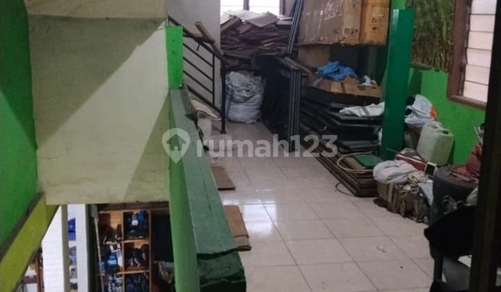 Ruko 3 Lantai Siap Huni di Jalan Besar Sei Rengas 2, Medan Area