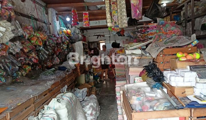 RUKO 3 TINGKAT DI DAERAH PUSAT PASAR, MEDAN KOTA.