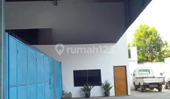 Dijual Pabrik Sawo Cangkring Strategis Siap Pakai