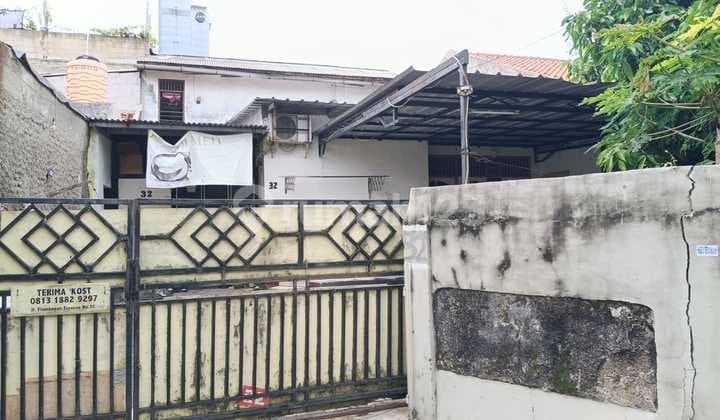Dijual Rumah + Kostan di Kebon Jeruk Jakarta Barat