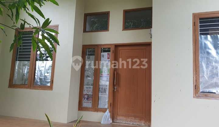 Disewakan Rumah Di Kavling Dki Meruya Utara Rumah SHM di Kav DKI Bagus