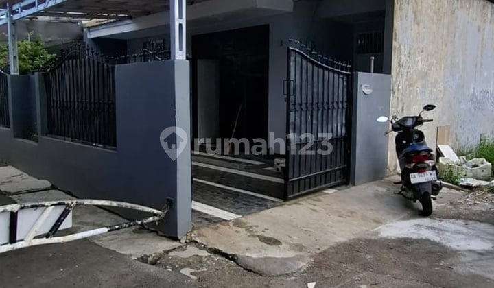 Disewakan Rumah Diperumahan Taman Meruya Ilir Kembangan