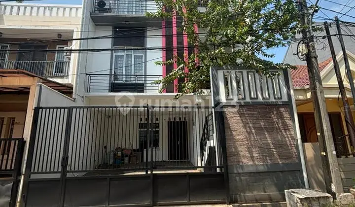 Jual Cepat Rumah Gading Griya Residence 3.5 Lantai Shm Minimalis Siap Huni