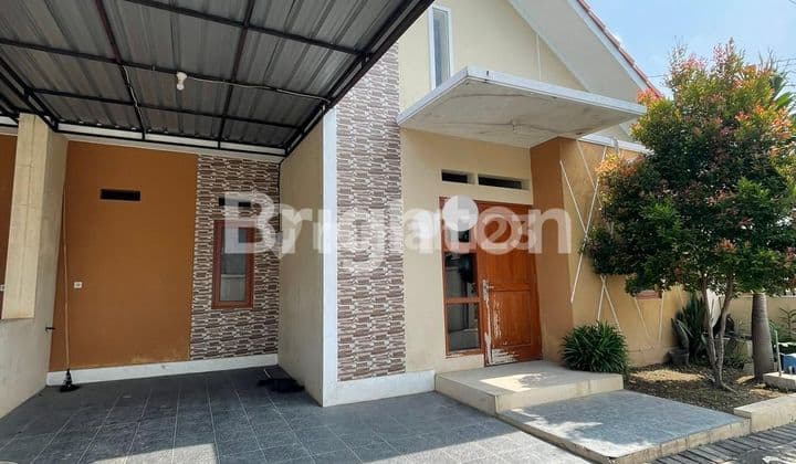 RUMAH BAGUS CLUSTER SEMI FURNISHED SIAP HUNI BAKI SOLOBARU