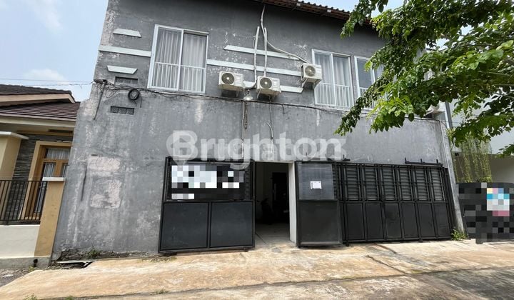 RUMAH KOST EKSKLUSIF 9 KAMAR AKTIF COLOMADU DEKAT PINTU TOL KLODRAN