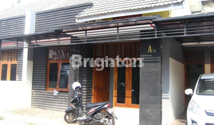 RUMAH 2 LANTAI PERUM NIRWANA BUANA GROGOL SOLOBARU