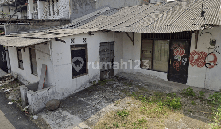 Bangunan Hitung Tanah di Kawasan Sektor 1 - Bintaro, Jakarta Selatan