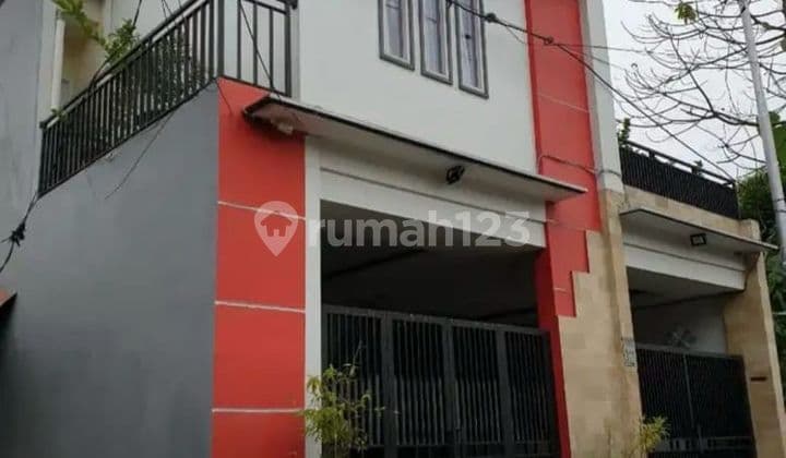 Rumah Hunian di Kawasan Sektor 1 - Bintaro, Jakarta Selatan