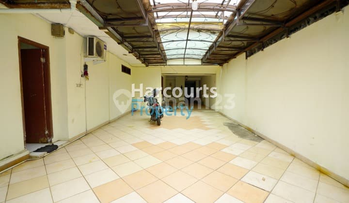 Rumah Disewakan siap huni cocok buat kantor area exclusive keb baru jaksel