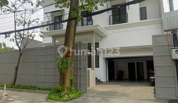 Dijual Rumah modern siap huni area cipete jakarta selatan