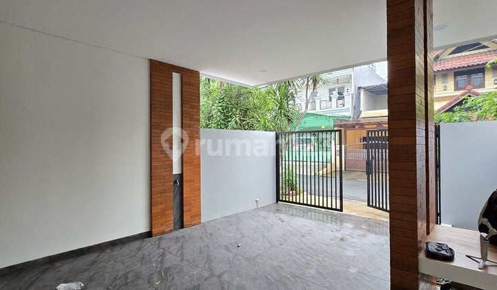 Turun Harga Rumah Dalam Komplek Tenang di Billymoon