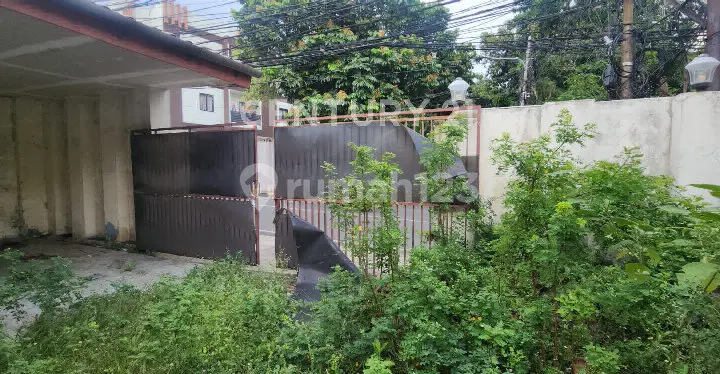 A House That Can Also Be Used as a Business Place in South Jakarta