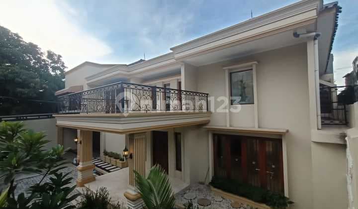 Rumah Cipete Dijual dan Sewa Desain Klasik