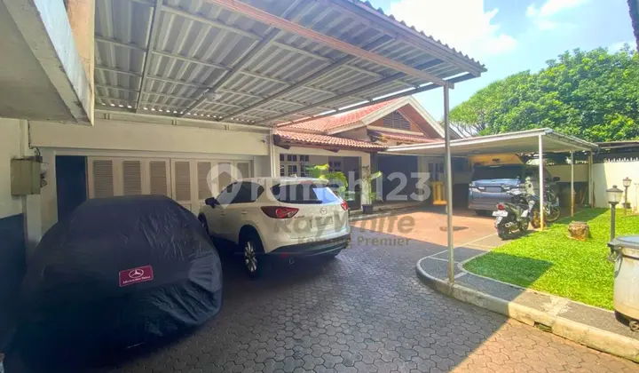 Rumah Mewah 1 Lantai di Jalan Bangka Xi-1,8 KM ke Kemang Village