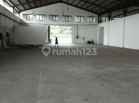 Gudang Siap Pakai di Tangerang Luas 1400 Strategis Siap Pakai