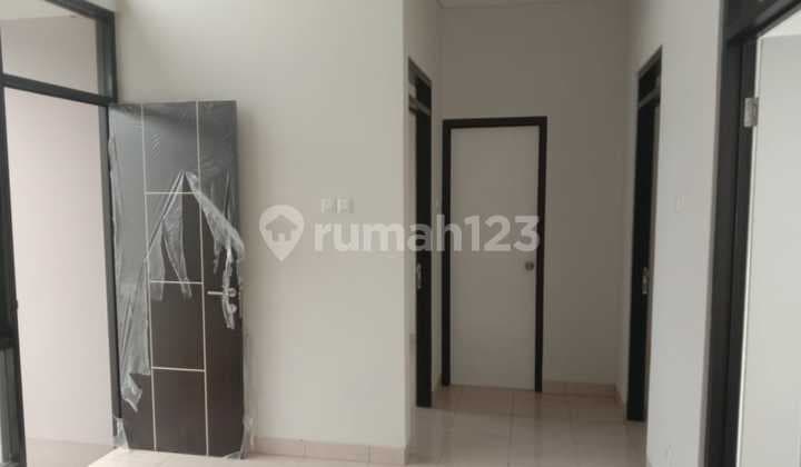 Hot Sale Rumah Cantik Siap Huni Hook Cluster Villagio East Citra Raya