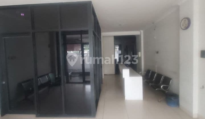 Ruko Aralia Lokasi Strategis Siap Operasional di Harapan Indah 2 Bekasi