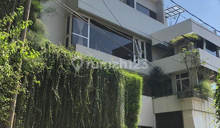 Rumah Villa Lux Full Furnished di Bandung Utara Ada View Cantik