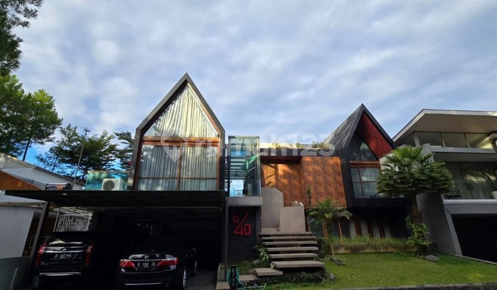 Rumah Lux Ada View Cantik Full Furnished Di Resort Dago Pakar