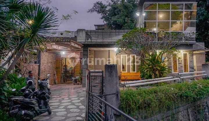 Dijual Rumah Villa Asri dan Sejuk Siap Huni Tengah Kota Malang