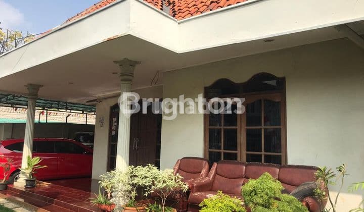 Rumah berhalaman luas di Setiabudi Jakarta Selatan