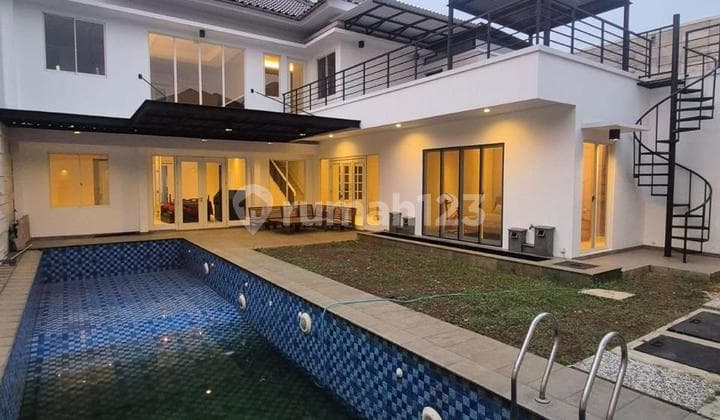 Lowest Price Luxury House with SHM in Alam Sutera, Swimming Pool